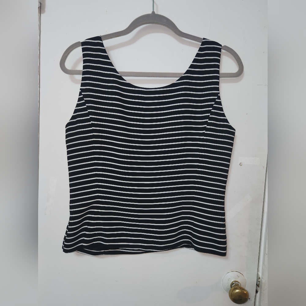 Top - Picture 3 of 3